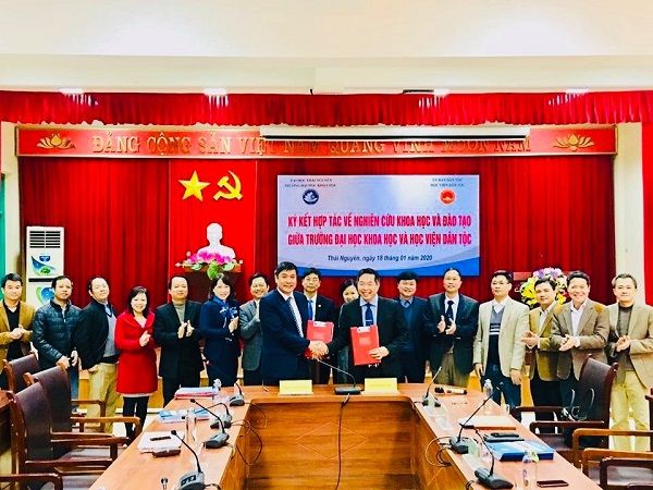 Thái Nguyên: Trường Đại học Khoa học tiên phong miễn học phí cho sinh viên miền núi từ Quảng Trị trở vào phía Nam