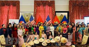 Lãnh đạo các nước ASEAN khẳng định phụ nữ đang là “anh hùng thầm lặng”