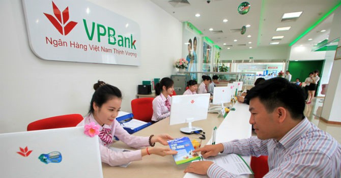 VPBank thông báo thu phí rút tiền ATM ngoài hệ thống và tăng phí SMS banking
