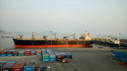 UBND tỉnh Hà Tĩnh hỗ trợ tàu biển ra vào cảng Vũng Áng được hỗ trợ 200 triệu đồng