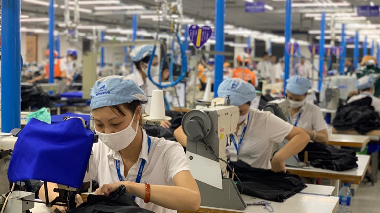 Đề xuất miễn đóng bảo hiểm y tế cho lao động khó khăn vì Covid-19
