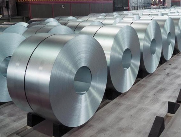 Việt Nam điều tra chống bán phá giá với thép mạ từ Trung Quốc và Hàn Quốc