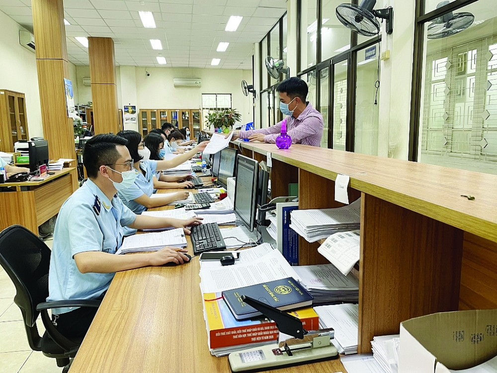 Hải quan thu ngân sách 194.900 tỷ đồng trong 6 tháng đầu năm