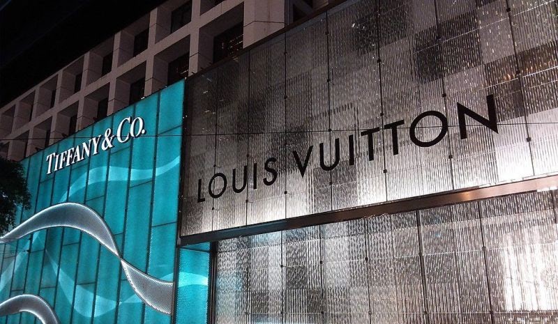 Tập đoàn sản xuất hàng xa sỉ LVMH của Pháp đạt lợi nhuận tăng gấp 10 lần trong 6 tháng đầu năm