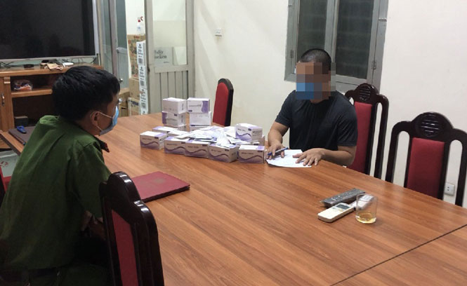 Thu giữ 117 bộ kít test nhanh Covid-19 không có hóa đơn chứng từ