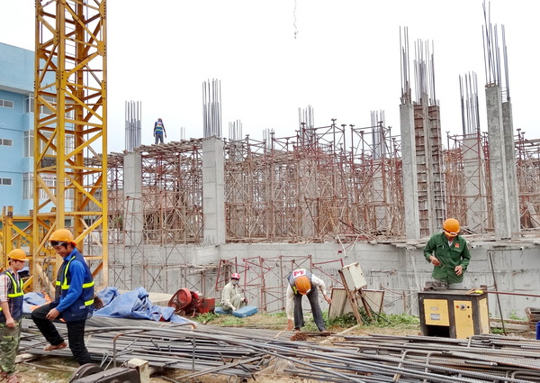 Đề xuất tăng mức phạt vi phạm về xây dựng, kinh doanh bất động sản