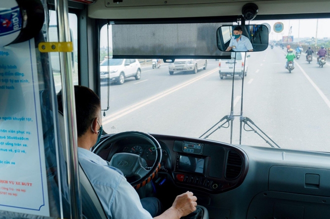 Đôn đốc tiến độ lắp camera giám sát trên xe kinh doanh vận tải