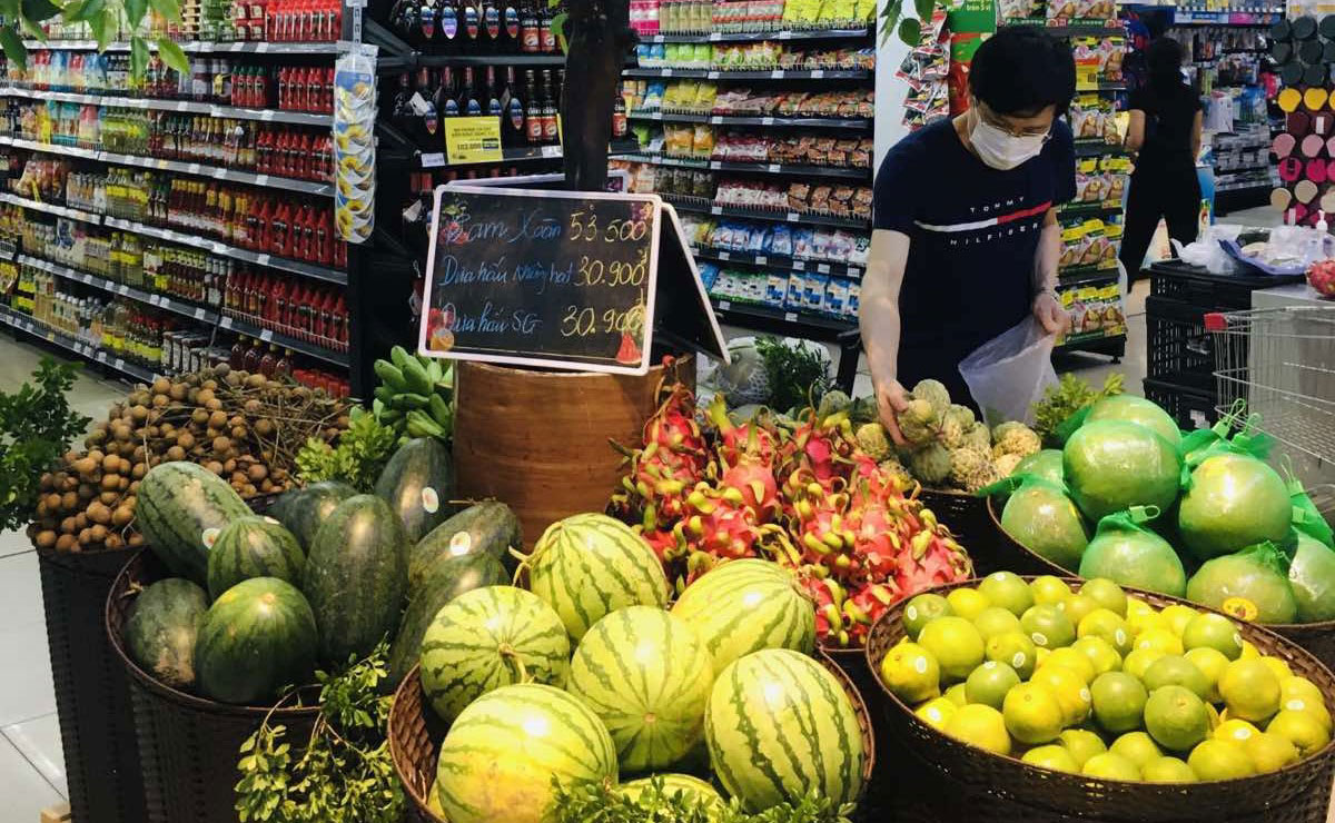 Thị trường hàng thiết yếu phong phú, giá bình ổn
