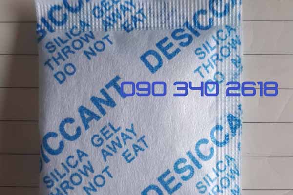 Thành phần hóa học của gói chống ẩm là gì?