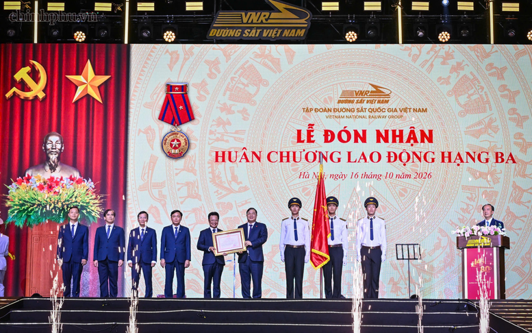 Phó Thủ tướng Thường trực Phạm Gia Túc: Đường sắt phải trở thành trục hạ tầng chiến lược, kiến tạo không gian phát triển quốc gia