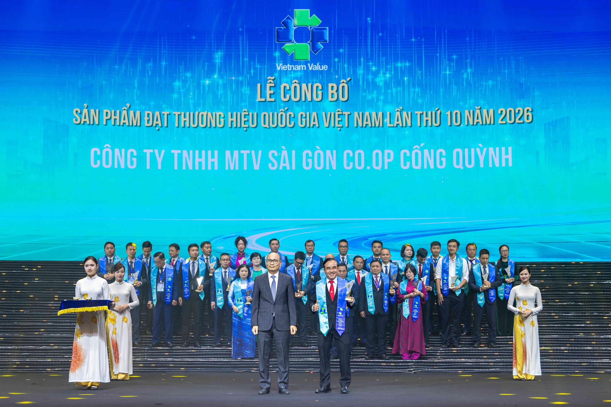 Co.opmart đạt Thương hiệu Quốc gia 2026, tặng điểm thưởng tri ân khách hàng- Ảnh 2.