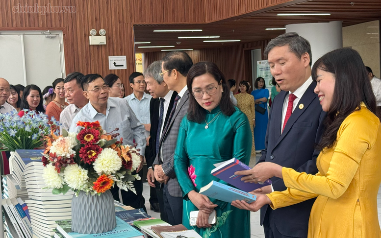Khai mạc Không gian trưng bày