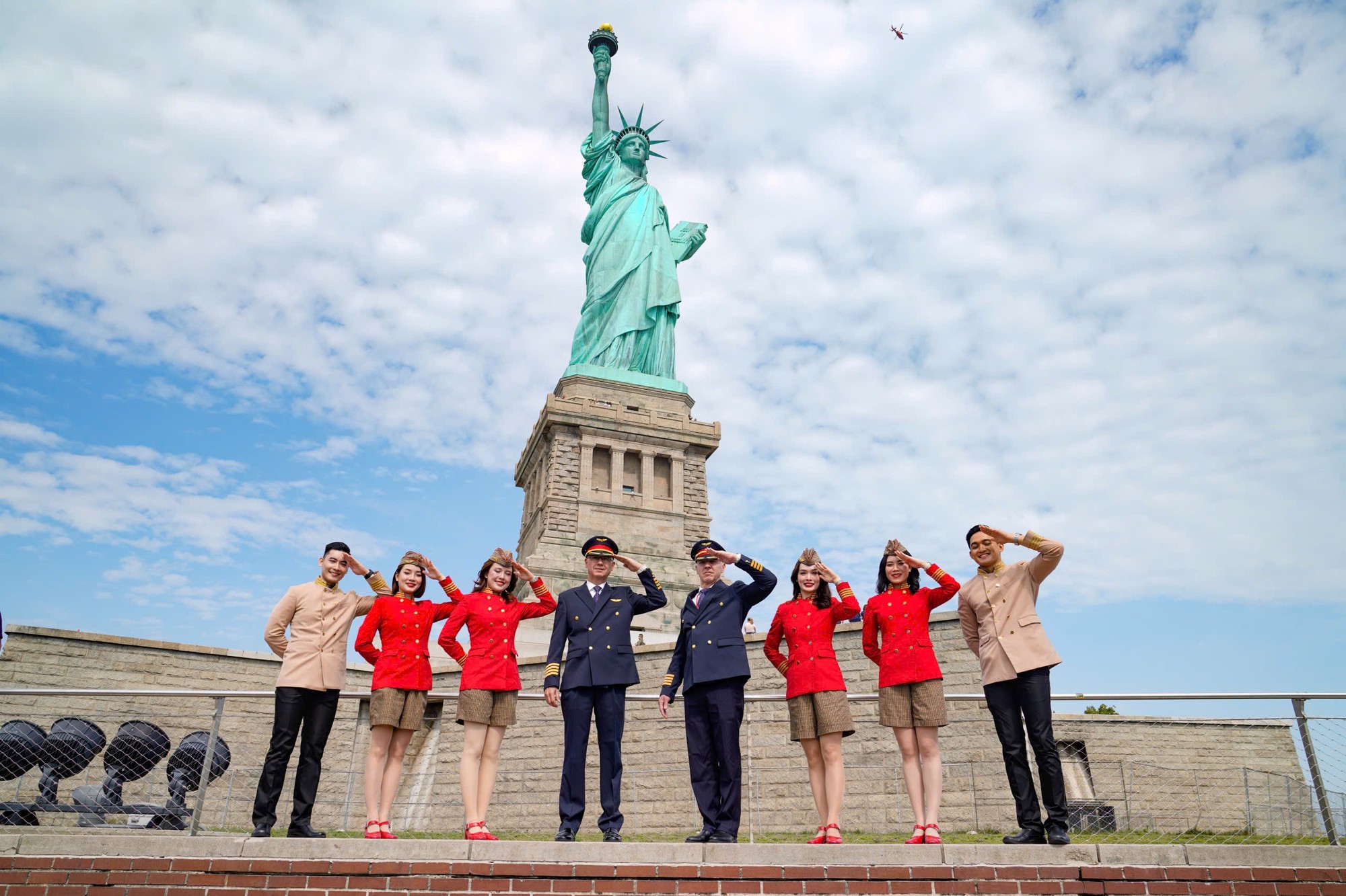 Tiếp viên Vietjet mang sắc màu Việt Nam đến New York- Ảnh 5.