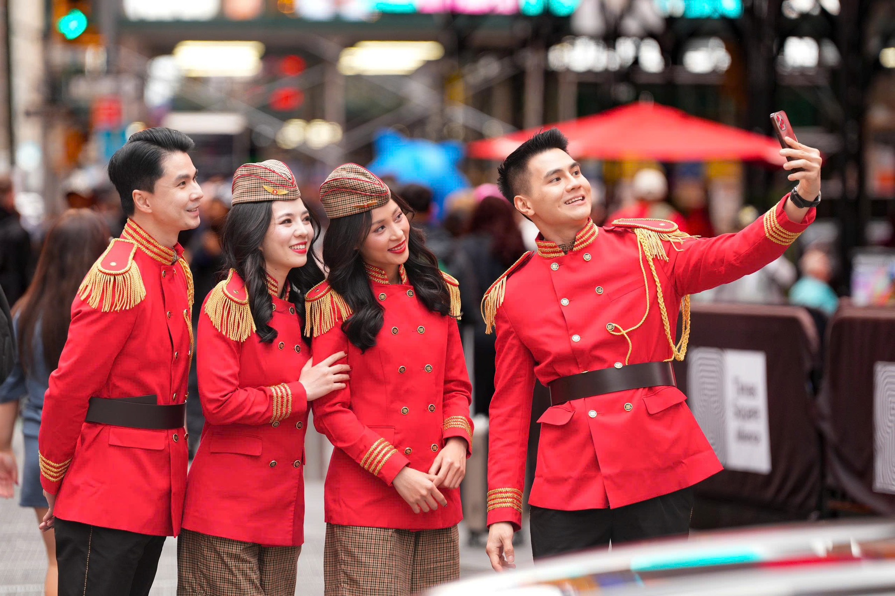Tiếp viên Vietjet mang sắc màu Việt Nam đến New York- Ảnh 10.