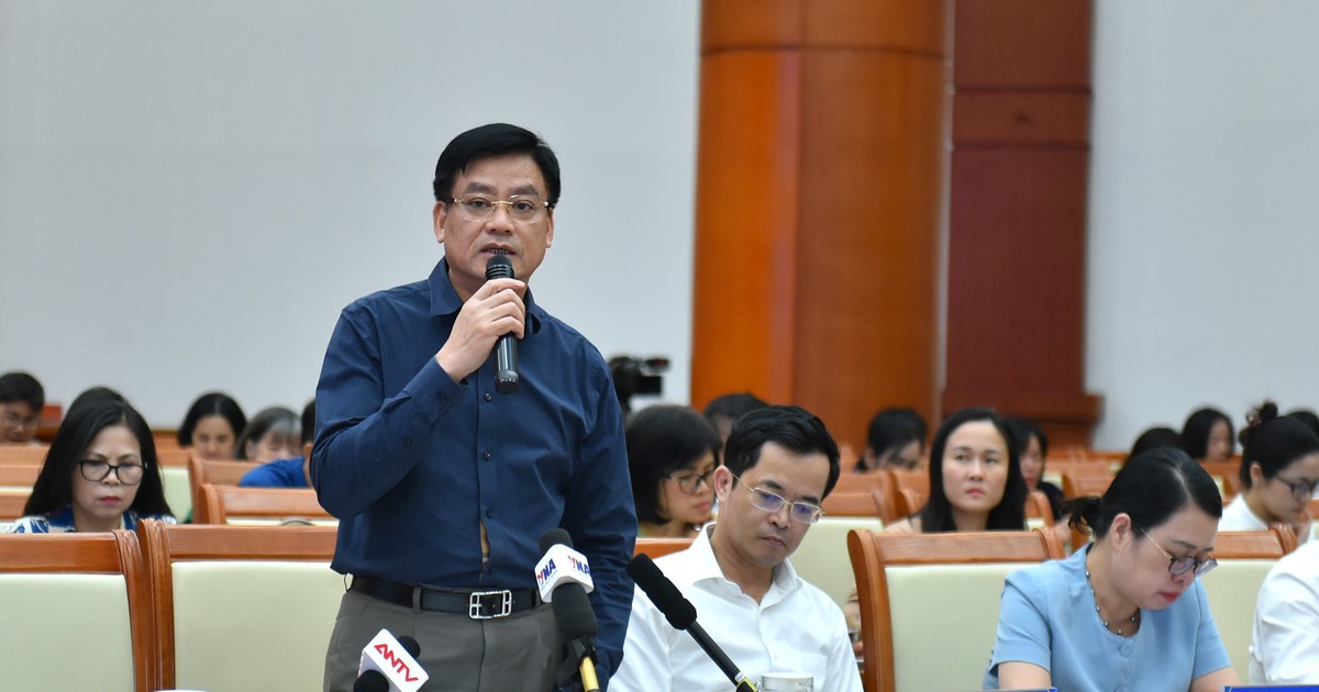 Nghiên cứu loạt cơ chế mới để thị trường chứng khoán phát triển bền vững