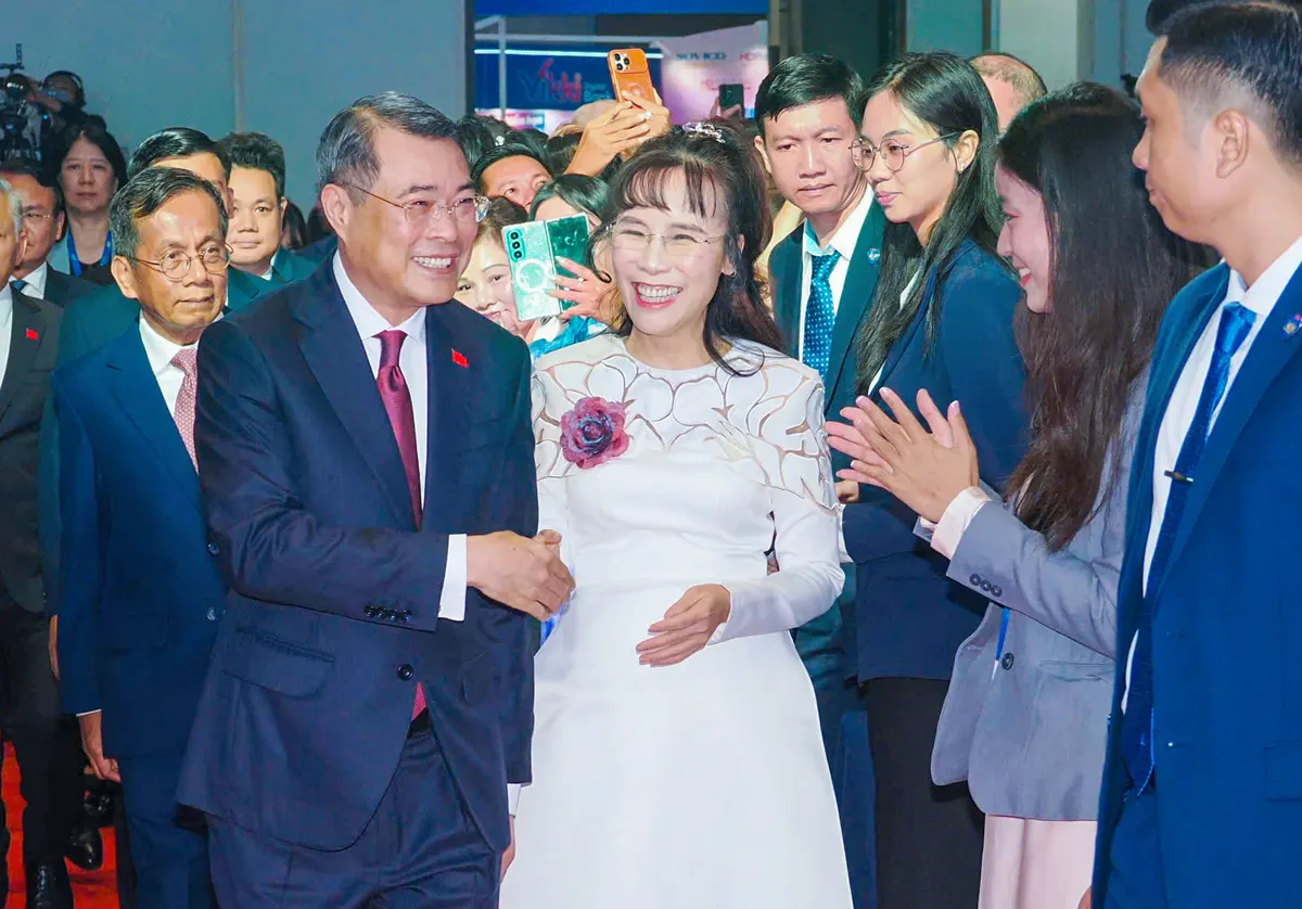 Đề xuất đưa tài chính hàng không trở thành trụ cột cạnh tranh khác biệt của VIFC-HCMC - Ảnh 2.