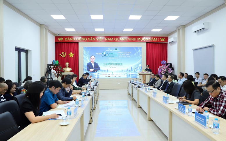 Thị trường chứng khoán sau nâng hạng: Tập trung nâng chất lượng, thu hút vốn dài hạn
