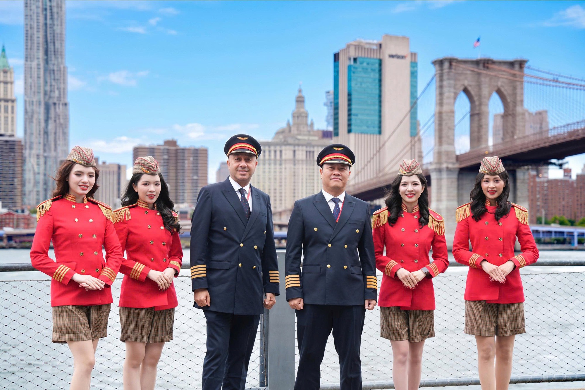 Tiếp viên Vietjet mang sắc màu Việt Nam đến New York- Ảnh 4.