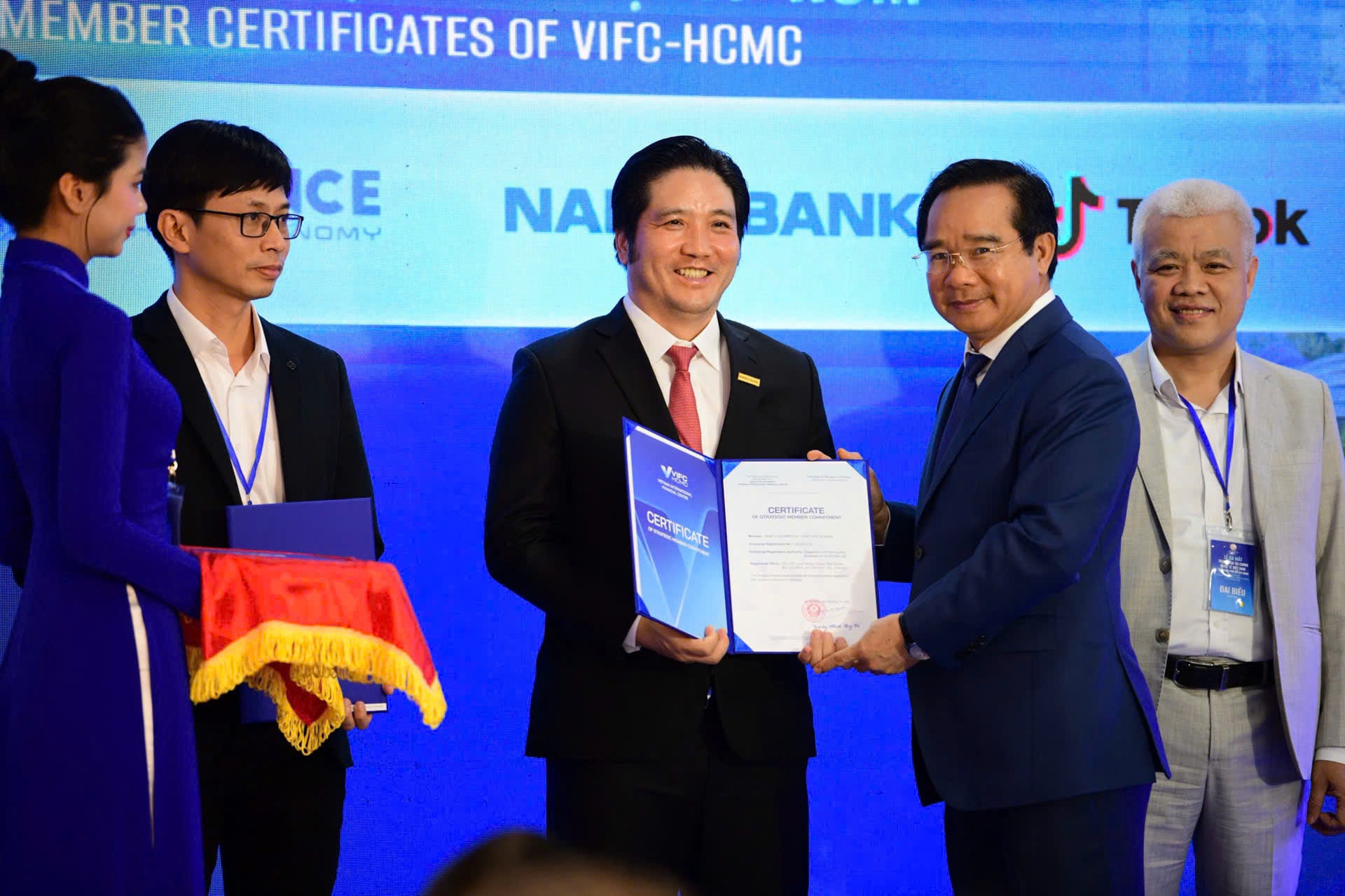 Nam A Bank khẳng định nội lực bền vững trong hành trình 34 năm ghi dấu bản sắc- Ảnh 1.