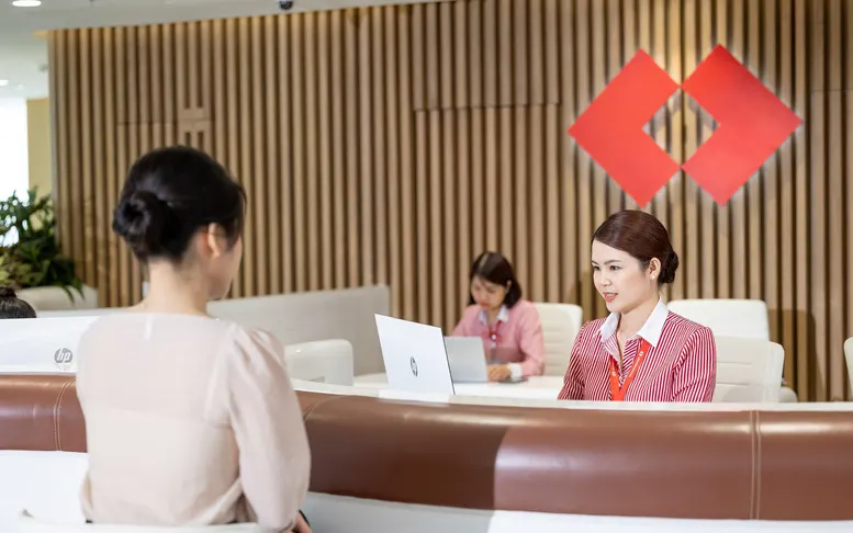 Thống đốc nói về lãi suất, tín dụng bất động sản và vốn cho DN - Ảnh 4.