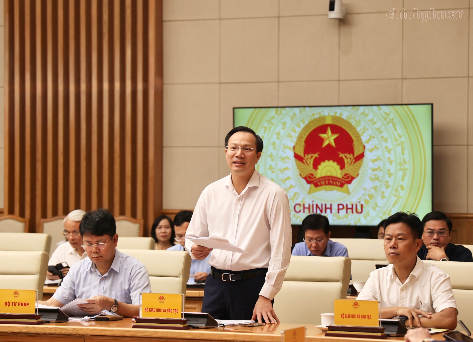 Phó Thủ tướng Lê Tiến Châu đối thoại với doanh nghiệp trong lĩnh vực giáo dục và đào tạo- Ảnh 2.
