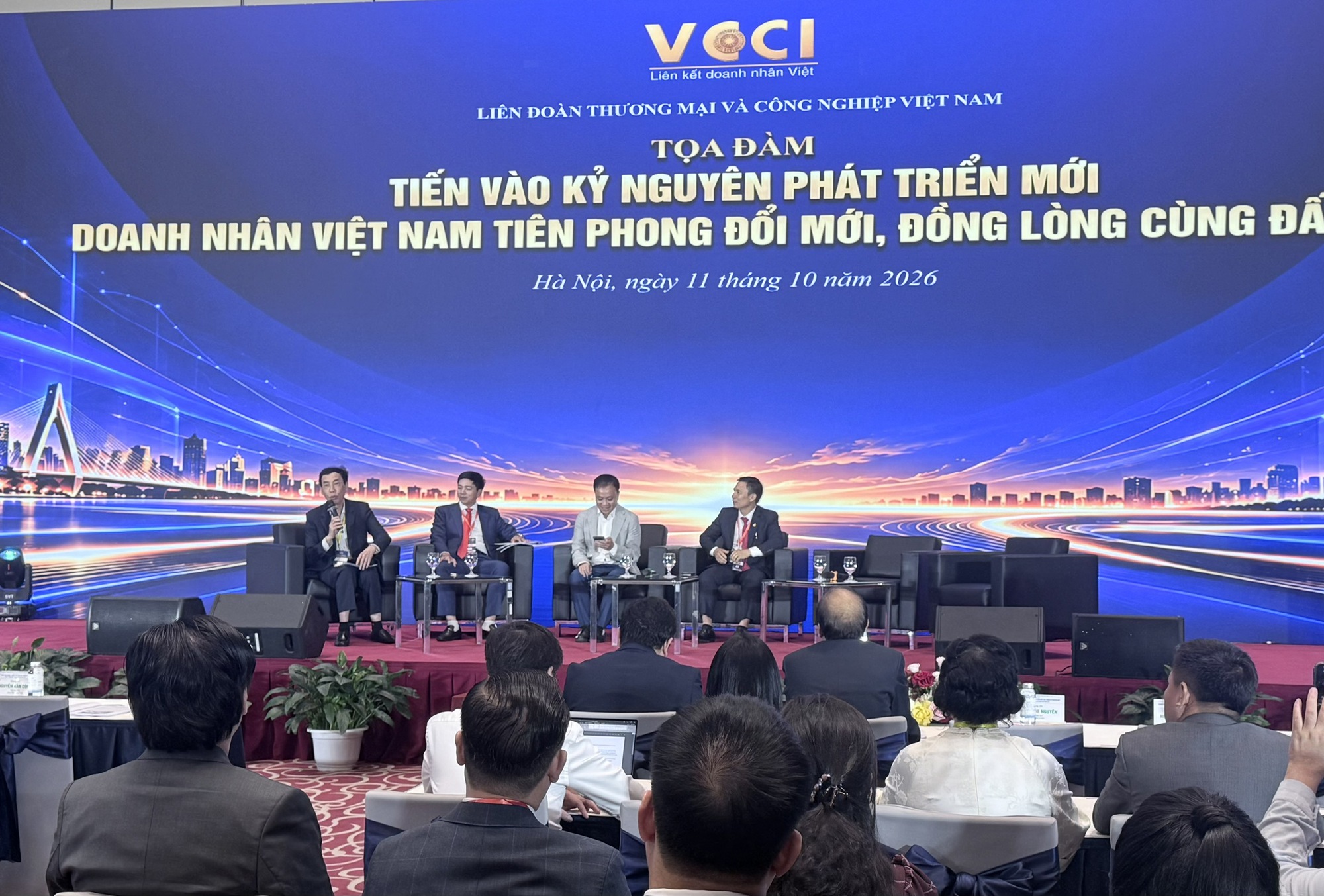 Gỡ điểm nghẽn khâu thực thi, mở đường cho doanh nghiệp tăng trưởng- Ảnh 2.