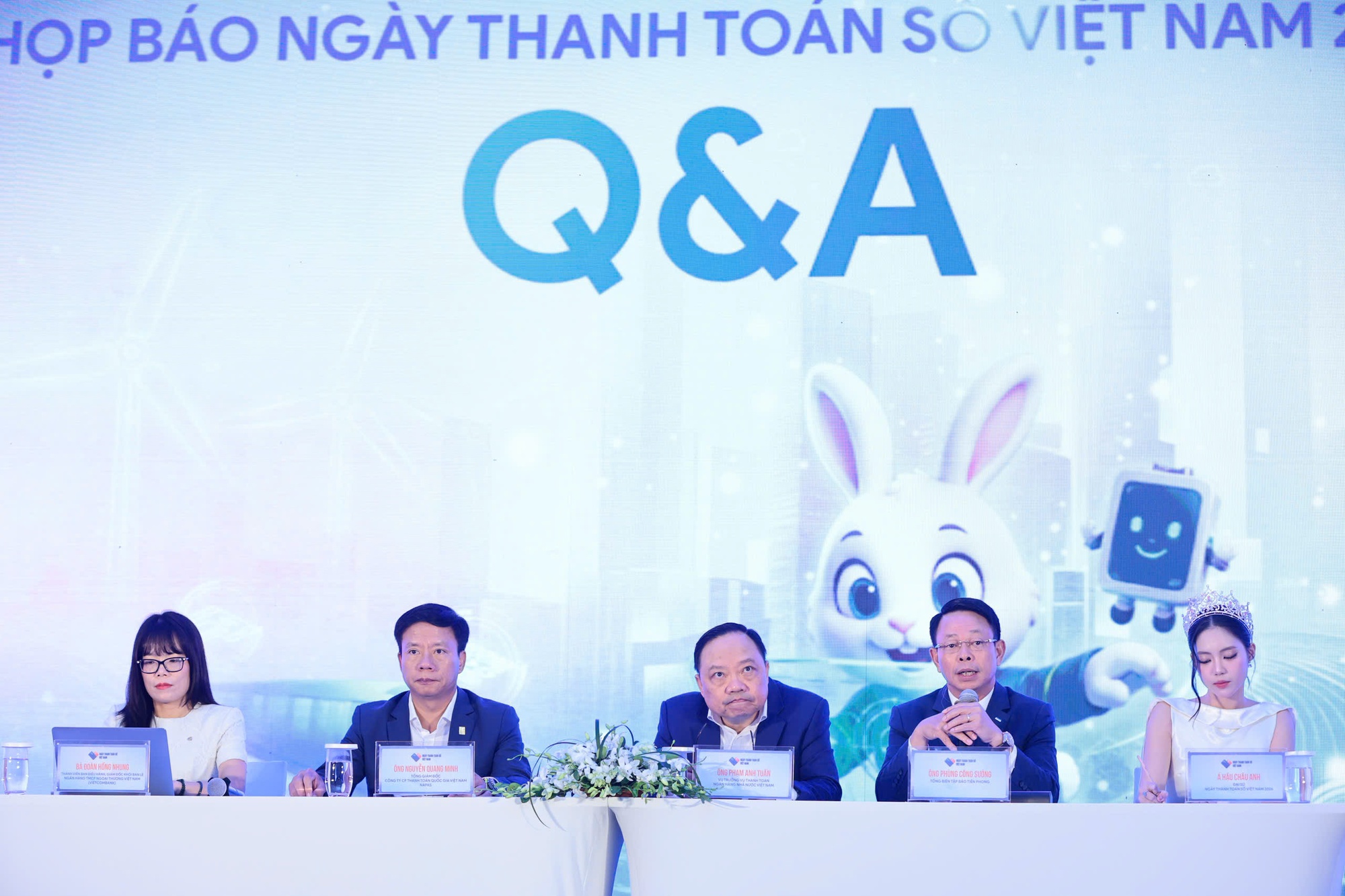 Thanh toán số: Khi một chạm thay đổi thói quen hằng ngày- Ảnh 1.